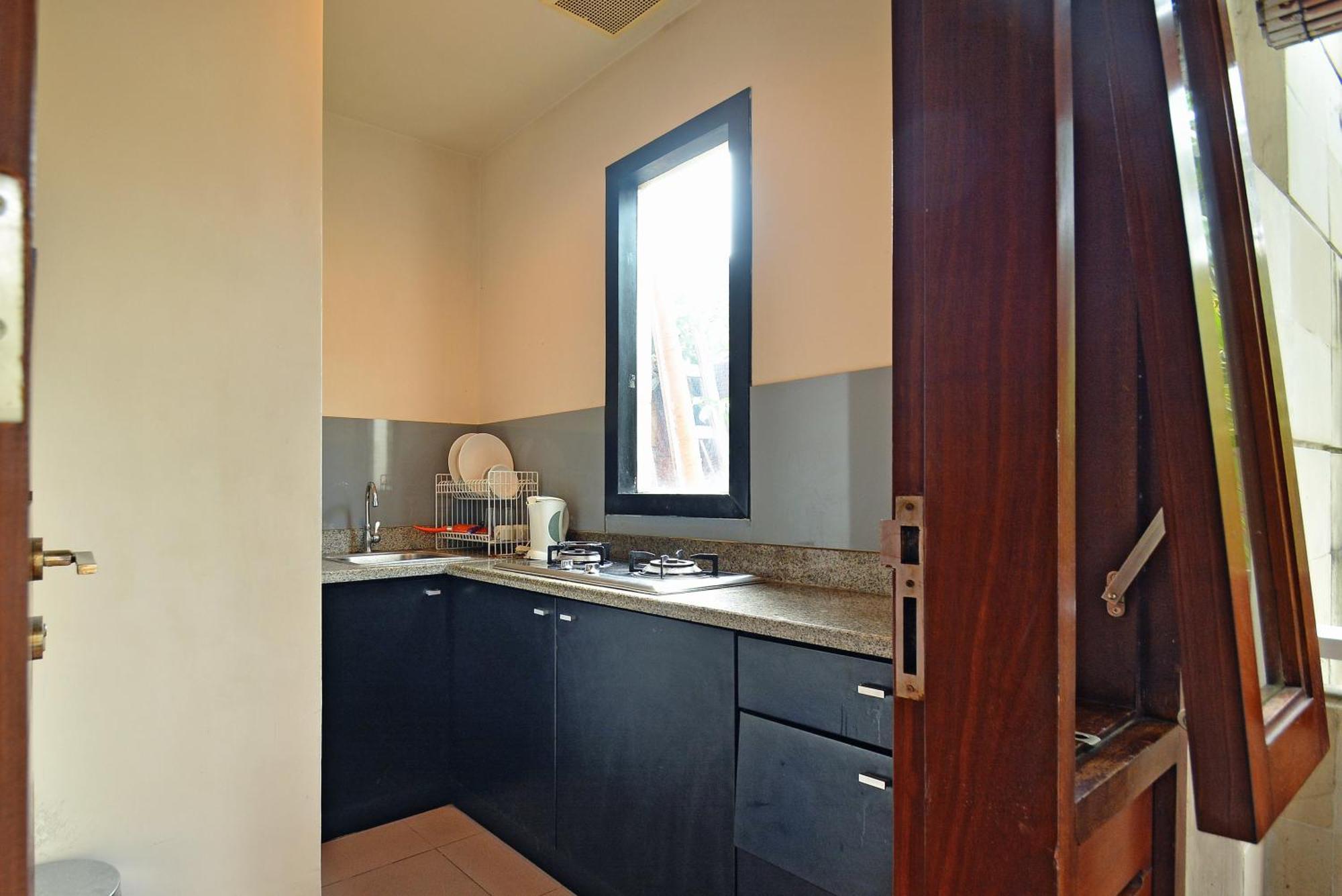 Taman Ayu Town House Aparthotel Legian  Room photo